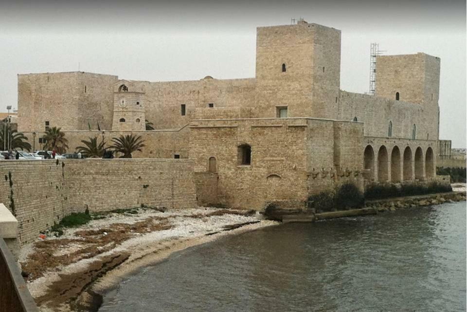 Affittacamere La Cattedrale Sul Mare Trani Kültér fotó